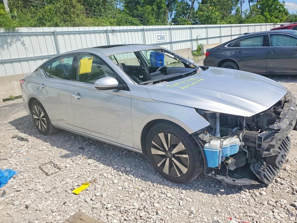 2019 NISSAN ALTIMA SL 4