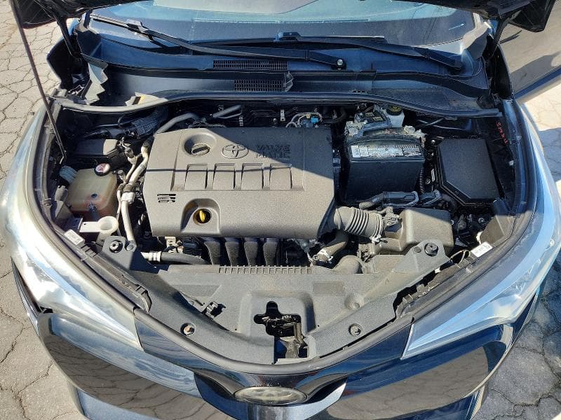 2019 TOYOTA C-HR LIMITED 12