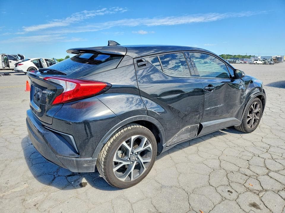 2019 TOYOTA C-HR LIMITED 3