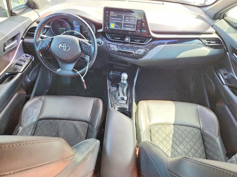 2019 TOYOTA C-HR LIMITED 8