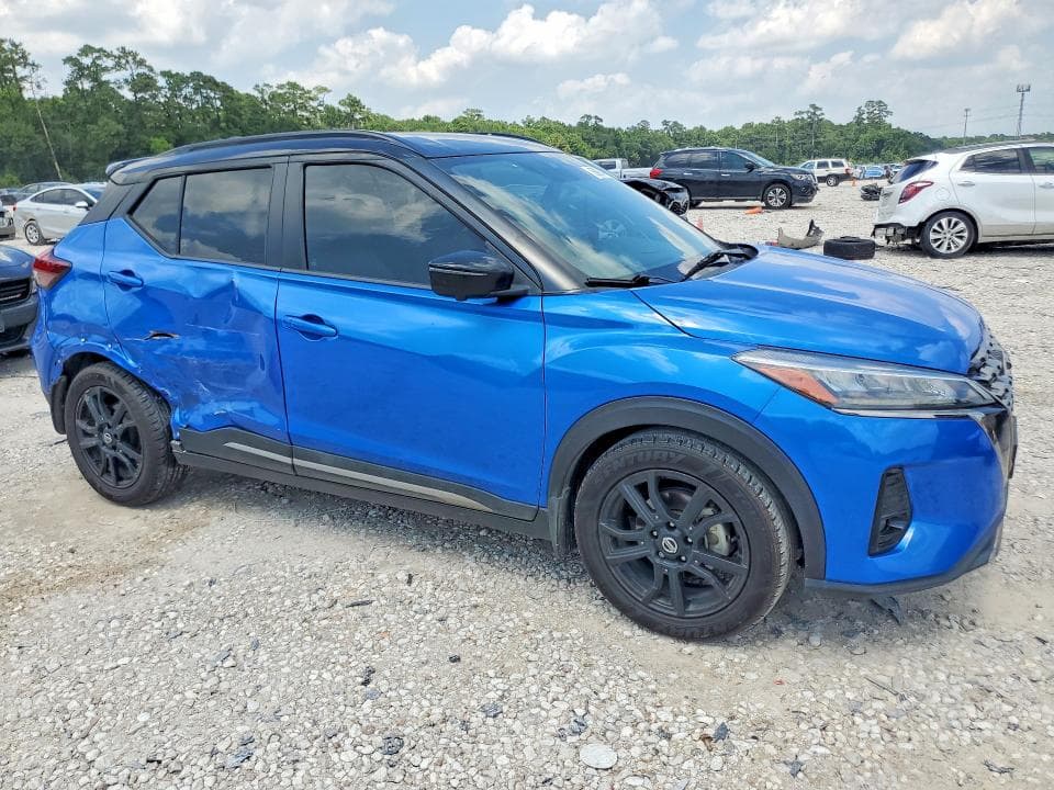 2021 NISSAN KICKS SR 4