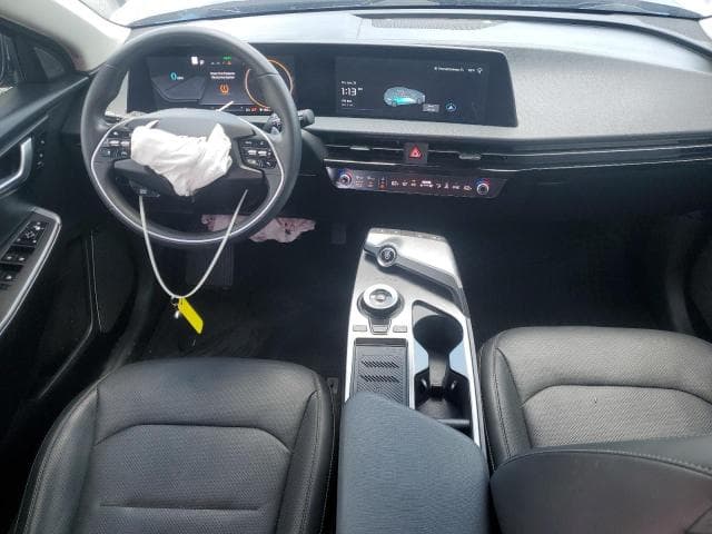 2024 KIA EV6 WIND 8