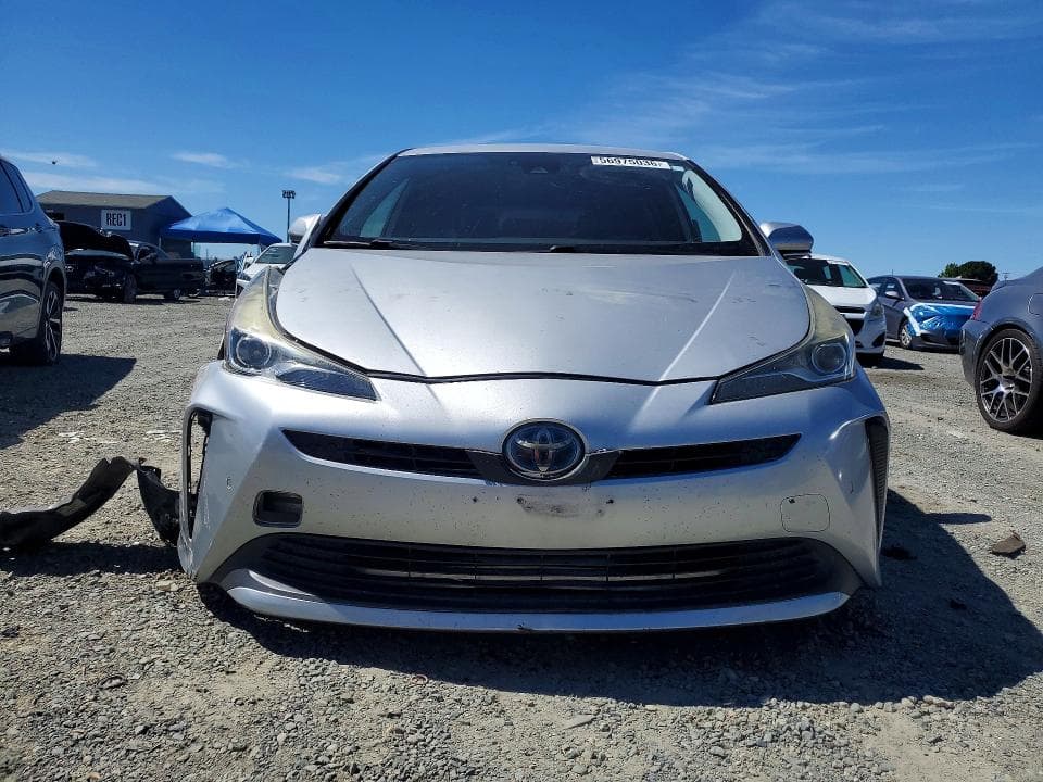 2019 TOYOTA PRIUS LE 5