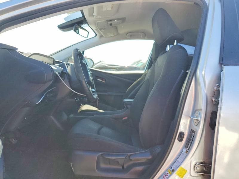 2019 TOYOTA PRIUS LE 7