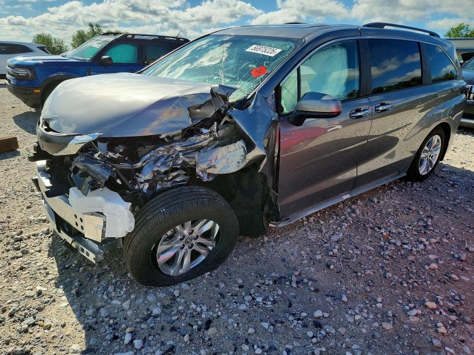 2026 TOYOTA SIENNA XLE 7-PASSENGER XLE 7-PASSENGER - 1