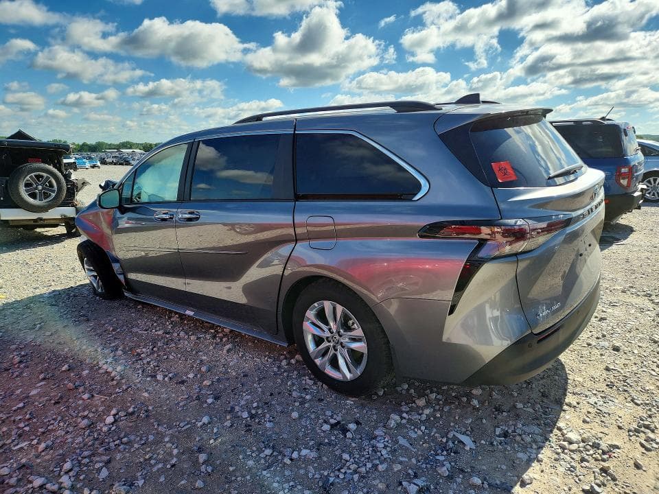 2026 TOYOTA SIENNA XLE 7-PASSENGER XLE 7-PASSENGER 2