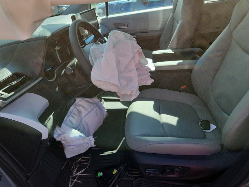 2026 TOYOTA SIENNA XLE 7-PASSENGER XLE 7-PASSENGER 7