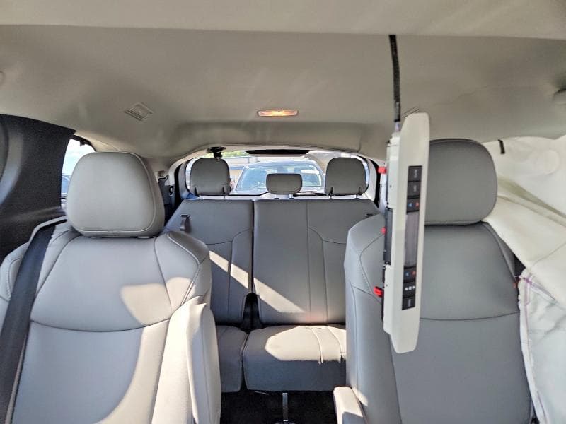 2026 TOYOTA SIENNA XLE 7-PASSENGER XLE 7-PASSENGER 10