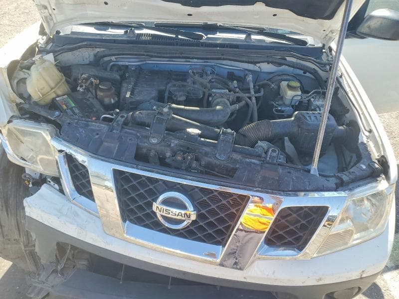 2017 NISSAN FRONTIER S 11