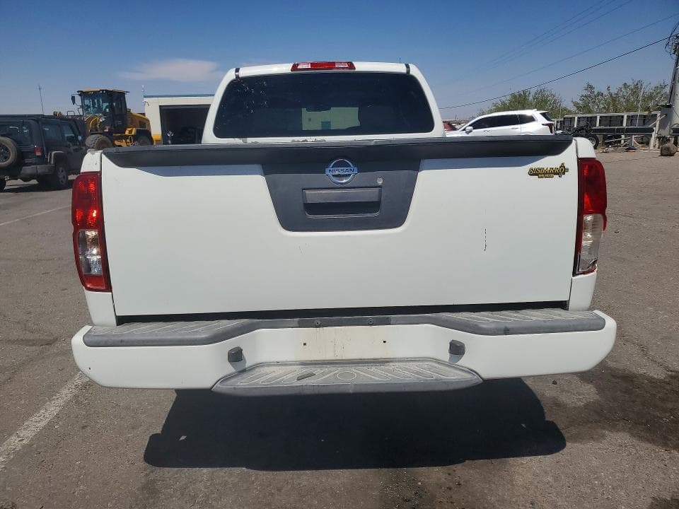 2017 NISSAN FRONTIER S 6