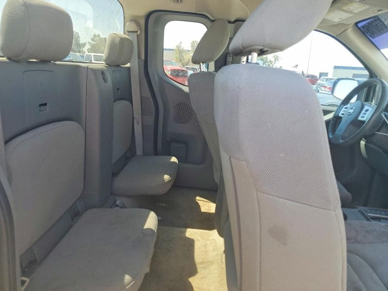2017 NISSAN FRONTIER S 10