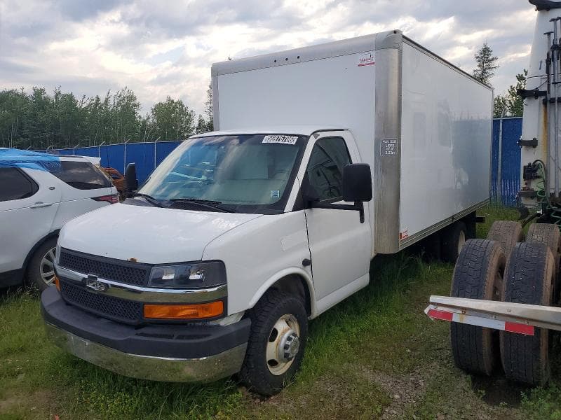 2017 CHEVROLET EXPRESS G3500 2