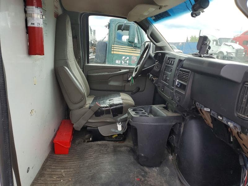 2017 CHEVROLET EXPRESS G3500 5