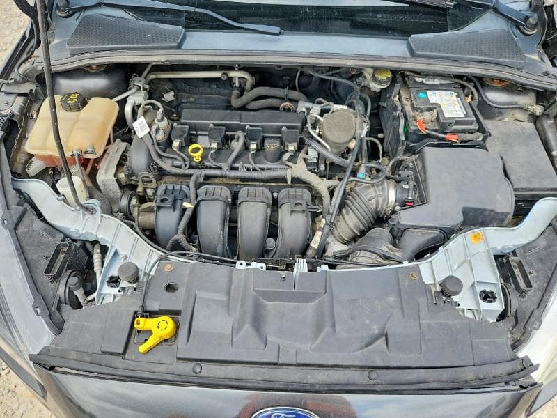 2016 FORD FOCUS SE 11