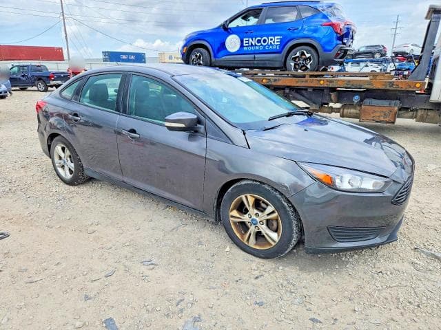 2016 FORD FOCUS SE 4