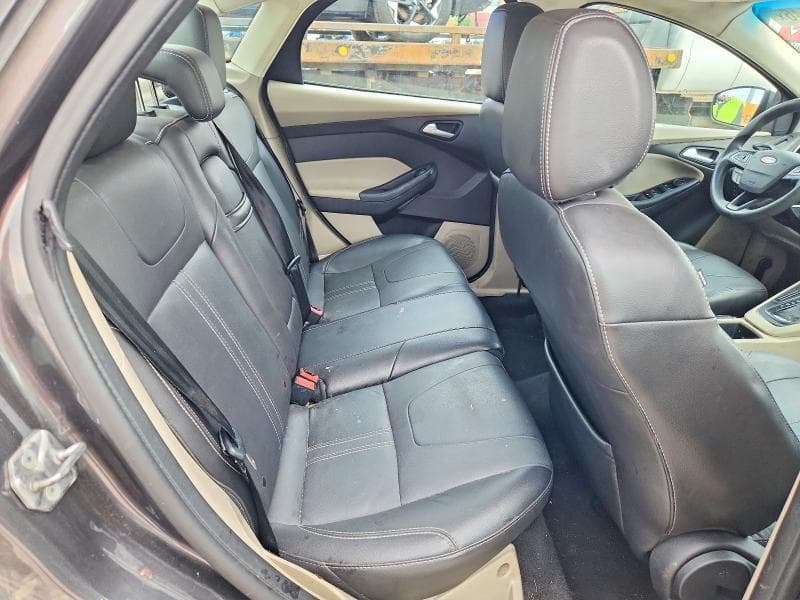 2016 FORD FOCUS SE 10