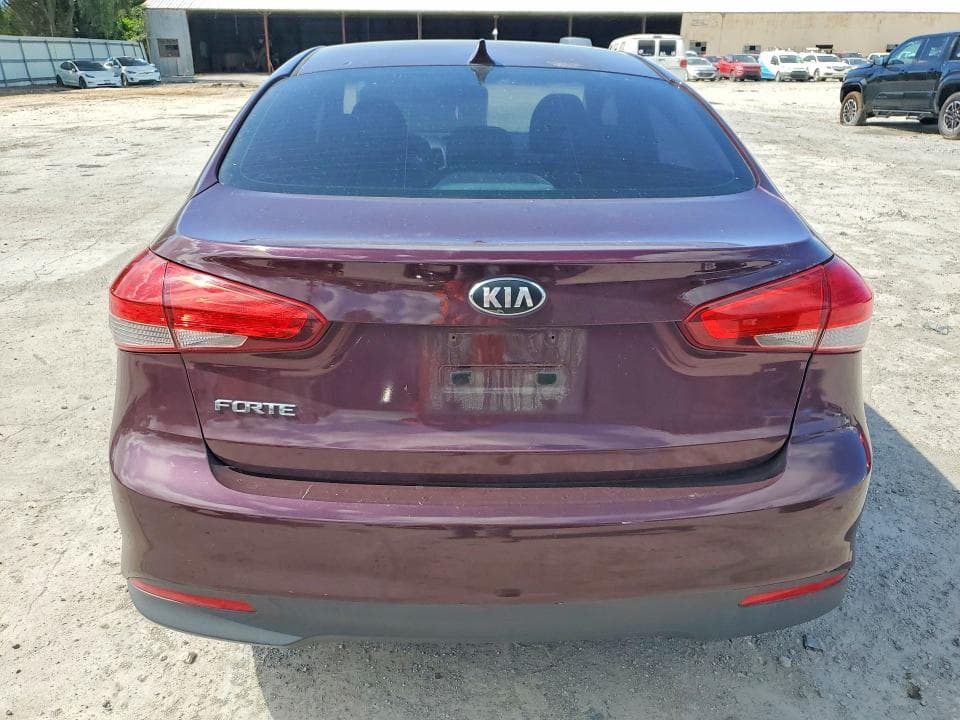 2017 KIA FORTE LX 6