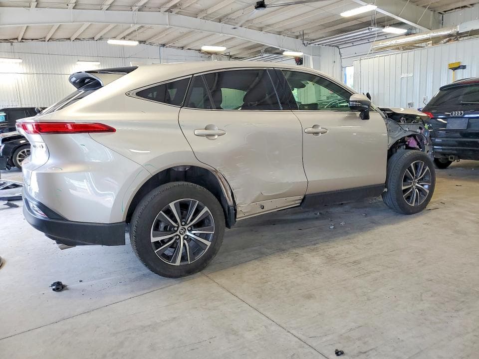 2021 TOYOTA VENZA LE LE 3