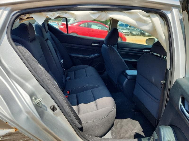 2020 NISSAN ALTIMA S S 10