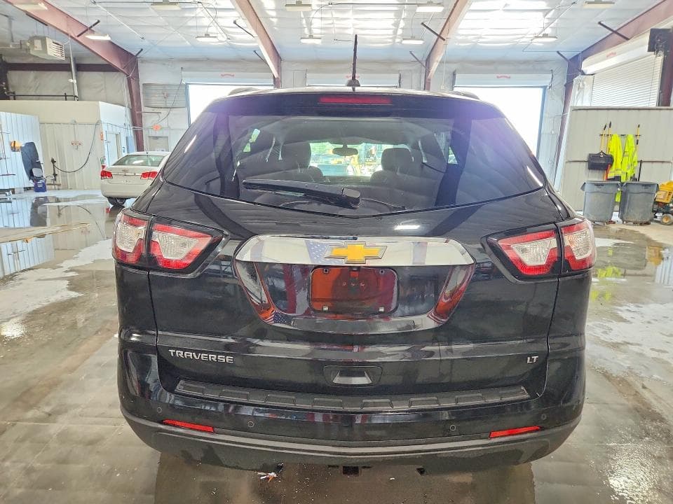 2017 CHEVROLET TRAVERSE LT LT 6