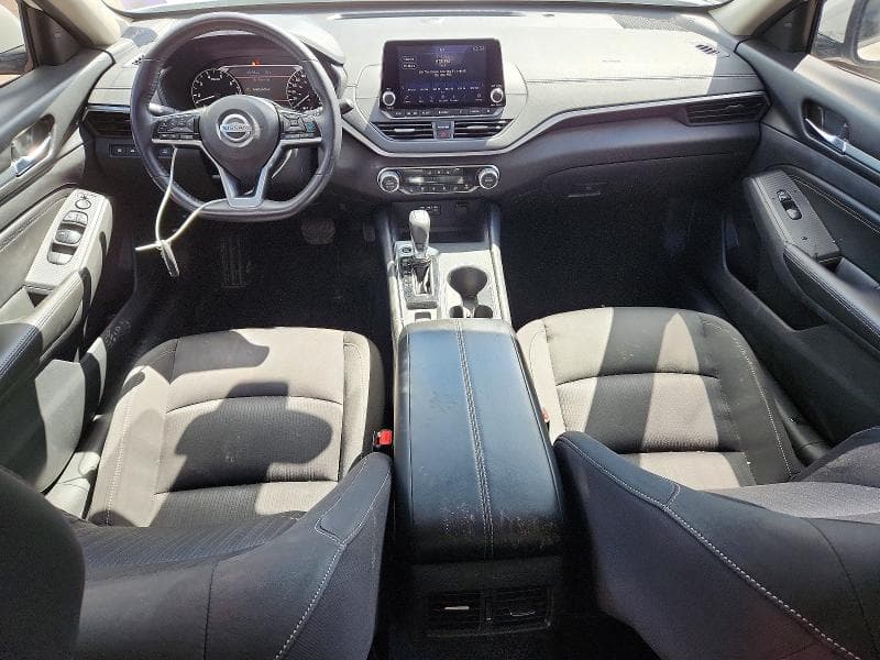 2019 NISSAN ALTIMA SV 8