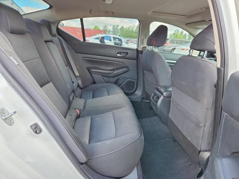 2019 NISSAN ALTIMA SV 10