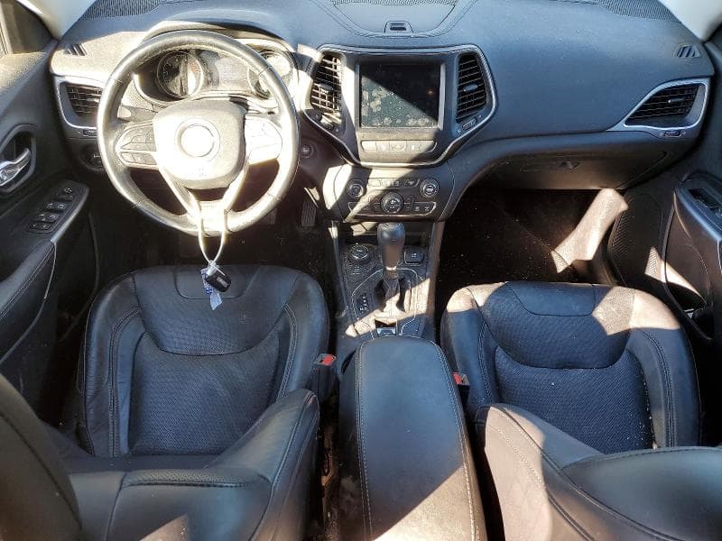 2021 JEEP CHEROKEE LATITUDE LUX 8