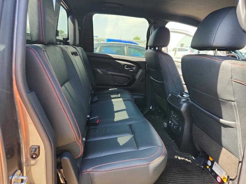 2024 NISSAN TITAN PRO-4X 10
