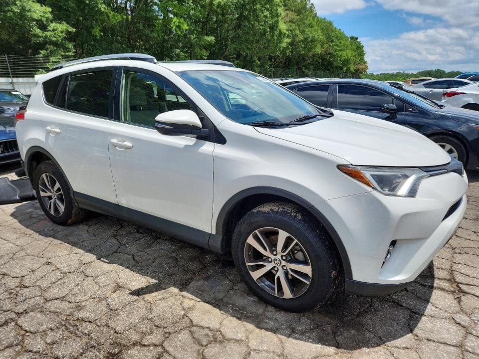 2018 TOYOTA RAV4 XLE 4
