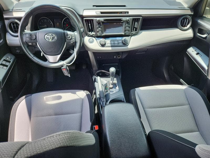 2018 TOYOTA RAV4 XLE 8
