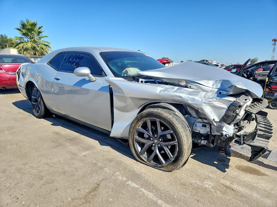 2023 DODGE CHALLENGER SXT 4