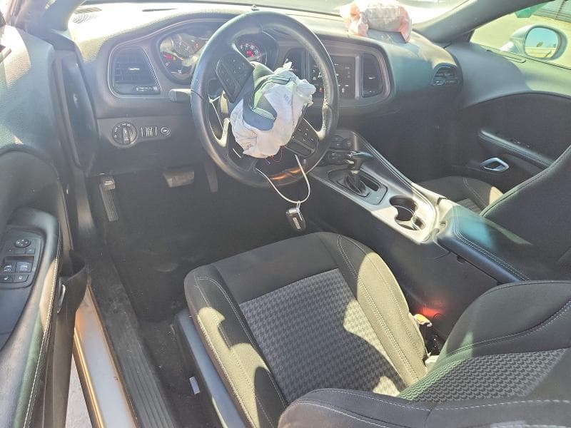 2023 DODGE CHALLENGER SXT 8