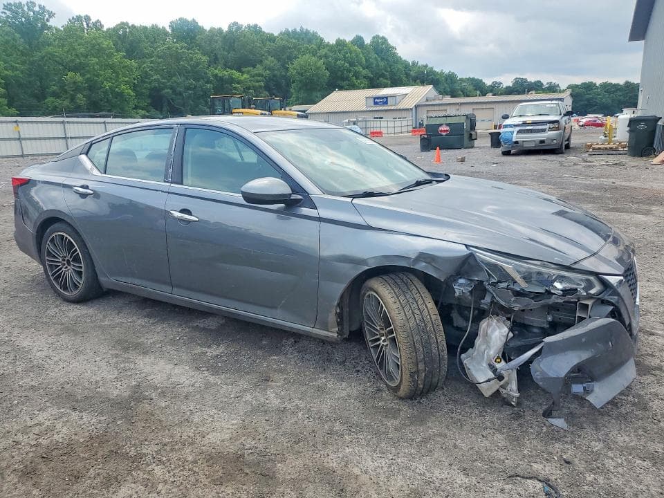 2019 NISSAN ALTIMA S 4