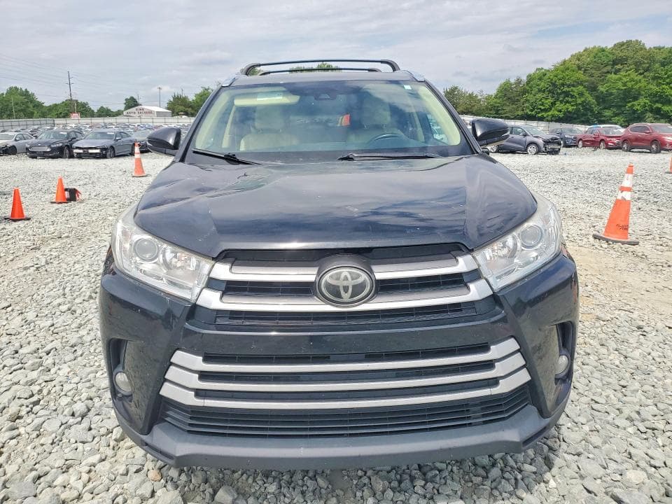 2017 TOYOTA HIGHLANDER XLE XLE 5