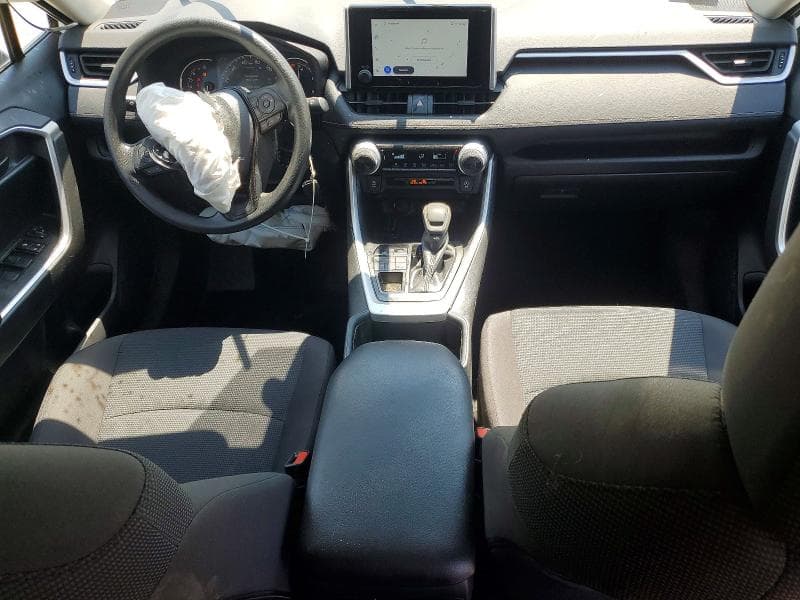 2025 TOYOTA RAV4 LE LE 8