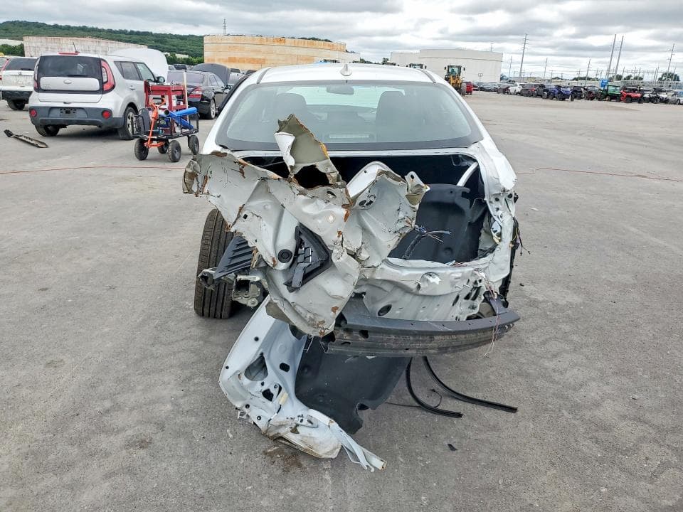 2024 TOYOTA COROLLA LE 6