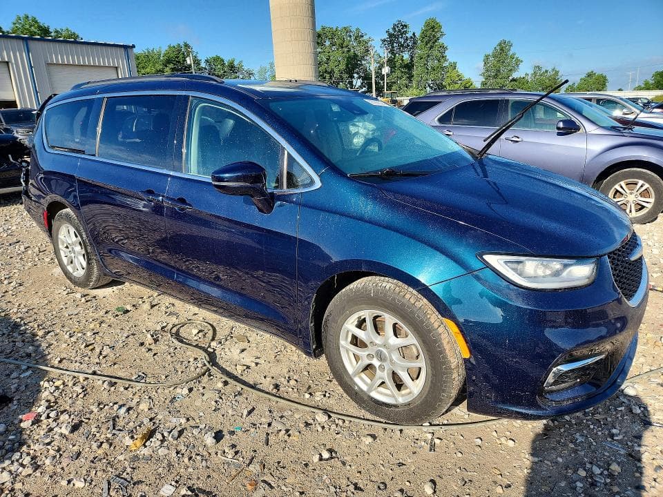 2022 CHRYSLER PACIFICA TOURING L 4