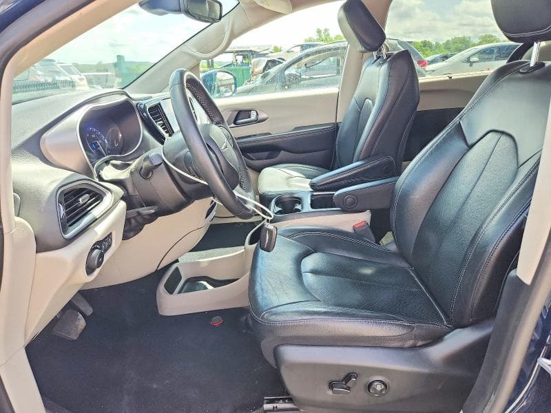 2022 CHRYSLER PACIFICA TOURING L 7