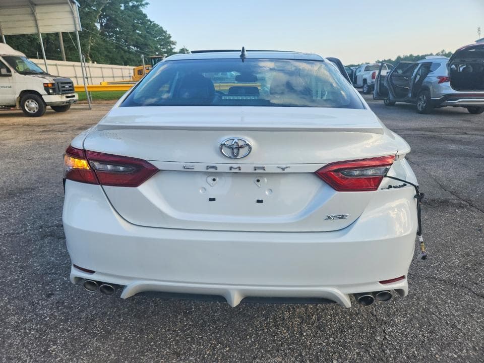 2022 TOYOTA CAMRY XSE 6