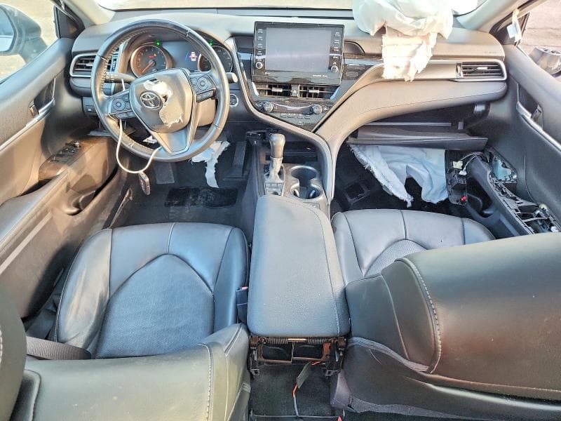 2022 TOYOTA CAMRY XSE 8