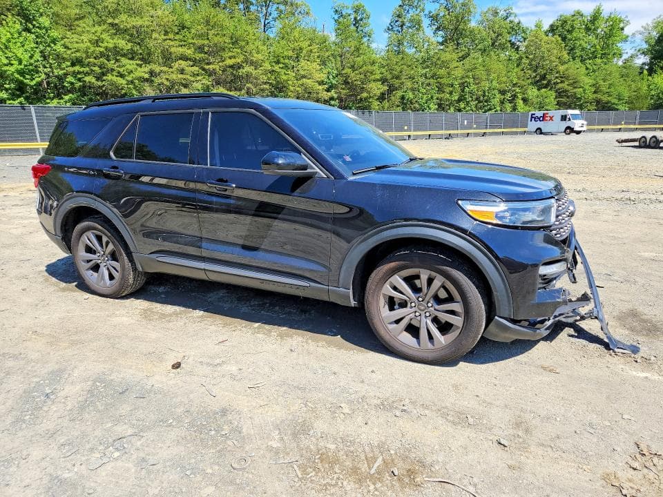 2023 FORD EXPLORER XLT 4