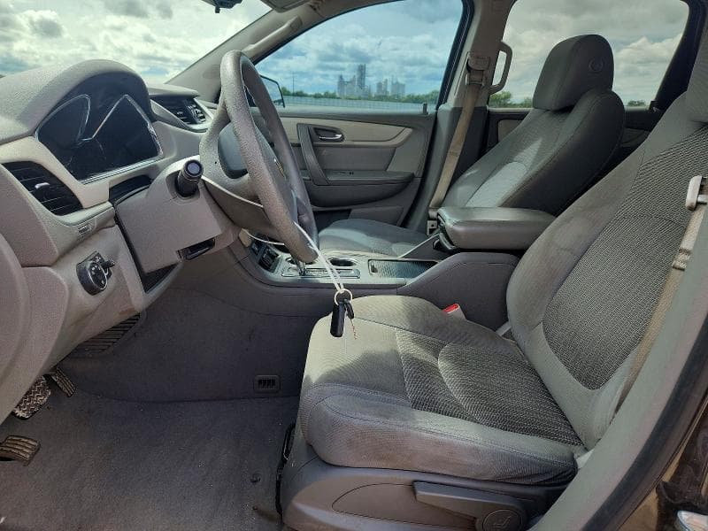 2017 CHEVROLET TRAVERSE LS 7