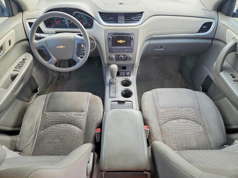 2017 CHEVROLET TRAVERSE LS 8
