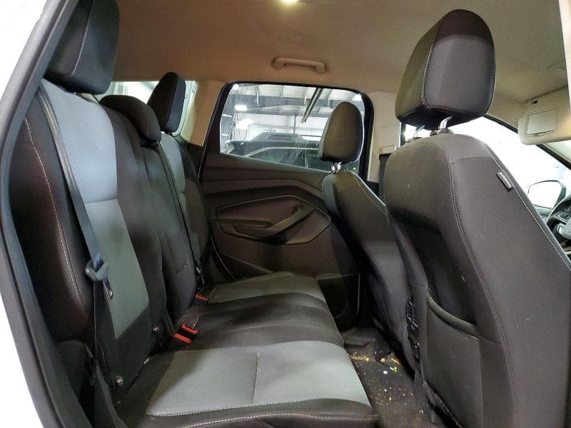 2017 FORD ESCAPE SE 11