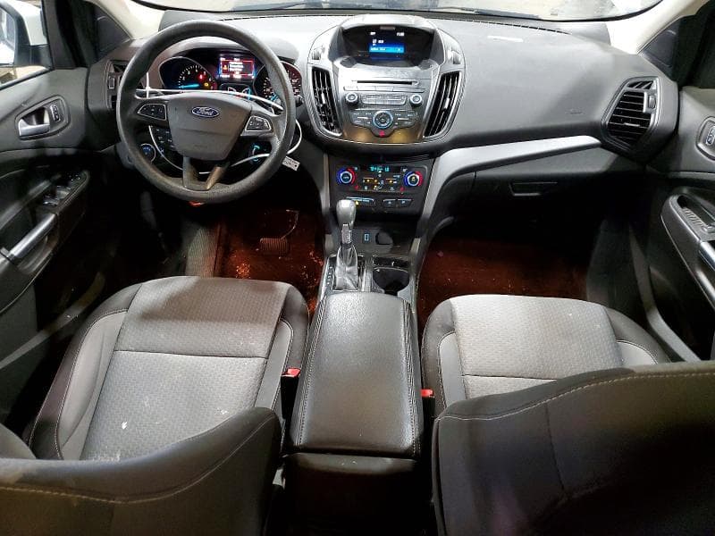 2017 FORD ESCAPE SE 8
