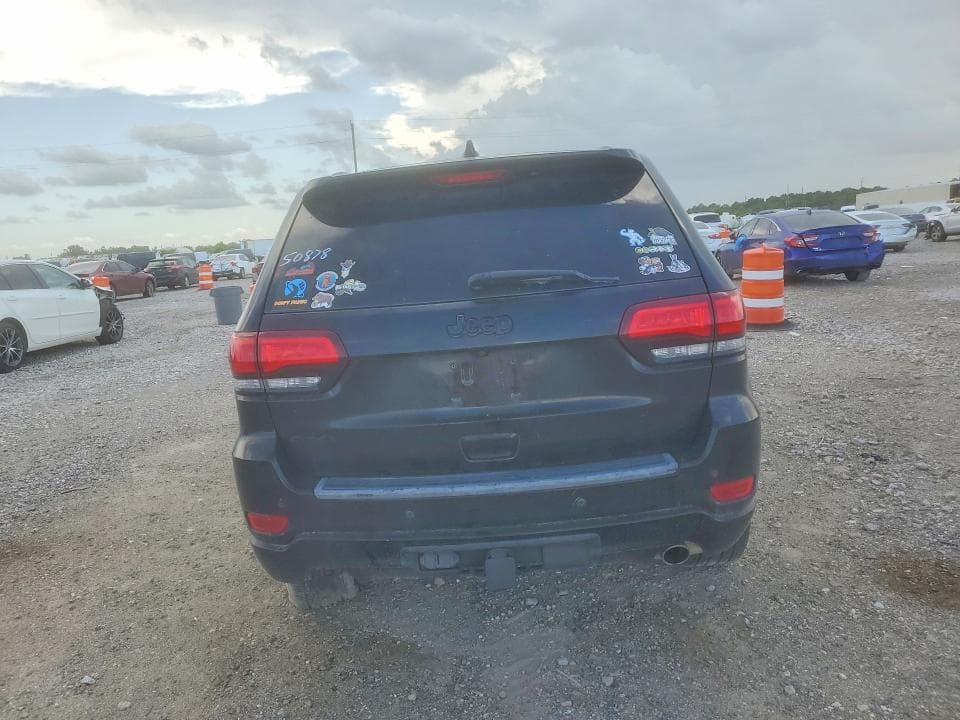 2020 JEEP GRAND CHEROKEE LAREDO 6