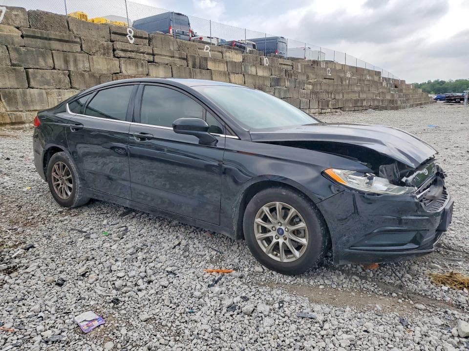 2017 FORD FUSION S 4