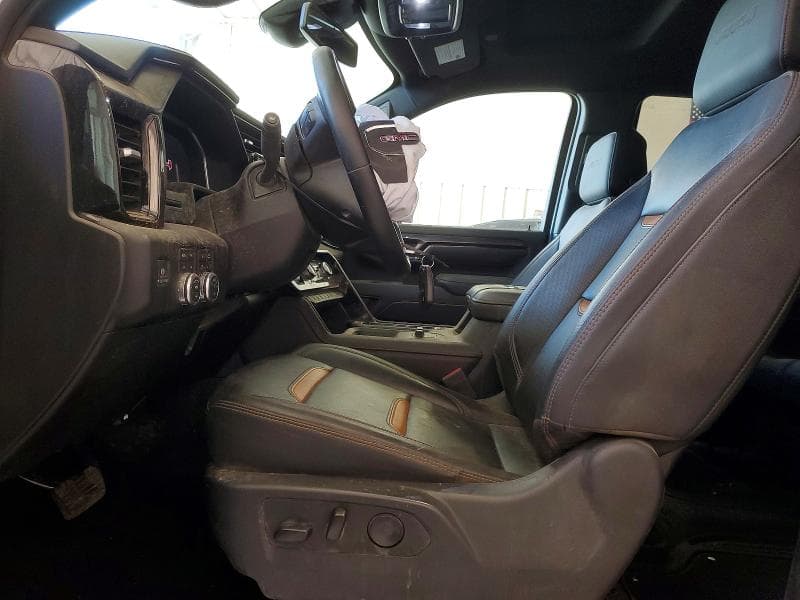 2026 GMC SIERRA K2500 AT4 7