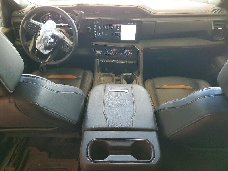 2026 GMC SIERRA K2500 AT4 8
