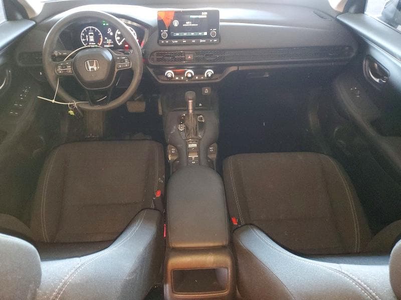 2025 HONDA HR-V LX 8